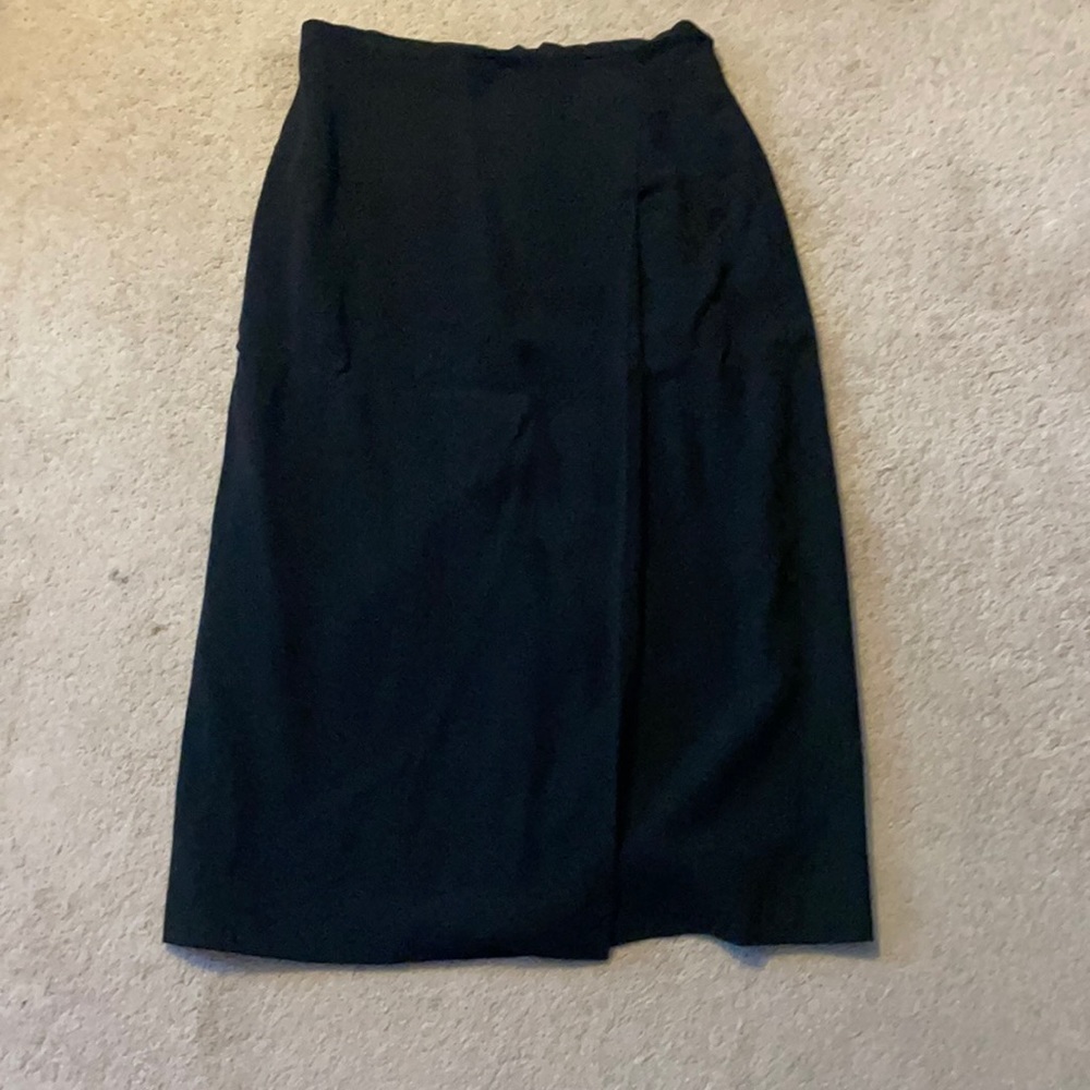 100% wool Burberry skirt